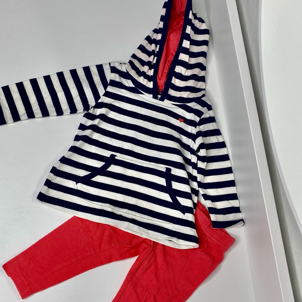 Carter’s 6mo girl outfit. legging and sweater with hoodie used 1 time as new.